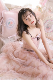 裙子里面是野兽